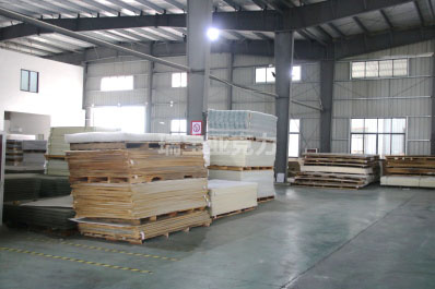 生產亞克力板材需要什么機器