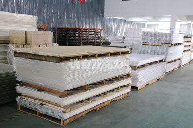 為什么透明的亞克力板材用量最大